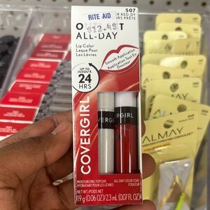 507 ever-Red COVERGIRL Outlast All-Day Lip Color Duo - Red and White